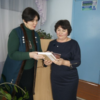 Встреча гостей в Новоянбековской школе